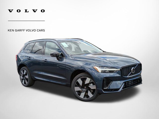 2025 Volvo XC60 Plug-In Hybrid Plus