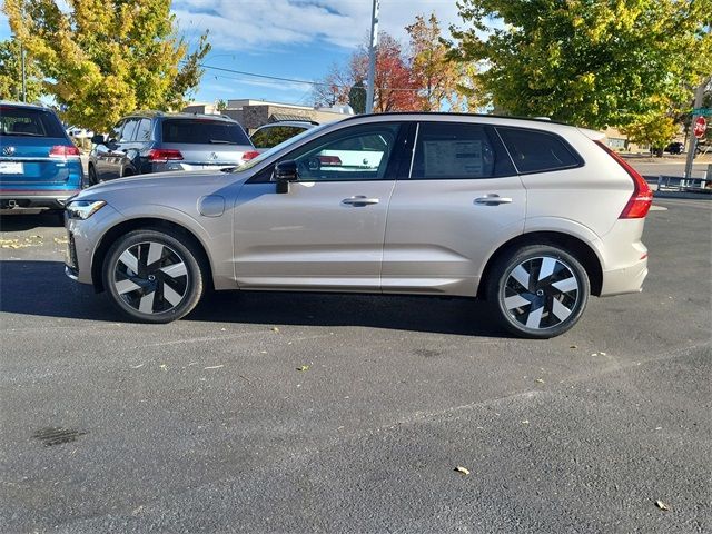 2025 Volvo XC60 Plug-In Hybrid Plus