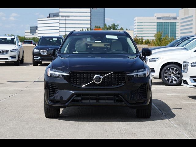 2025 Volvo XC60 Plug-In Hybrid Plus