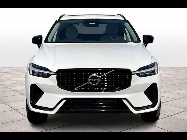 2025 Volvo XC60 Plug-In Hybrid Plus