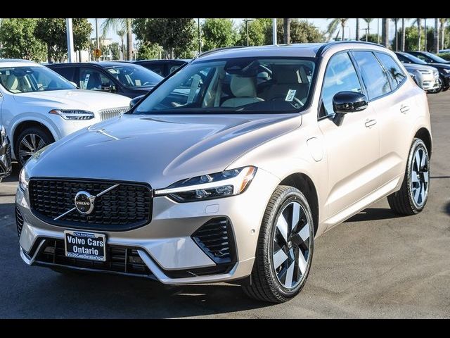 2025 Volvo XC60 Plug-In Hybrid Plus