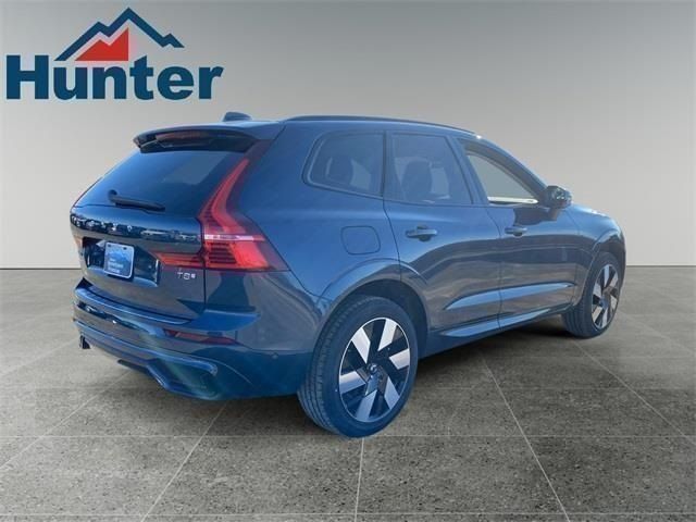 2025 Volvo XC60 Plug-In Hybrid Plus