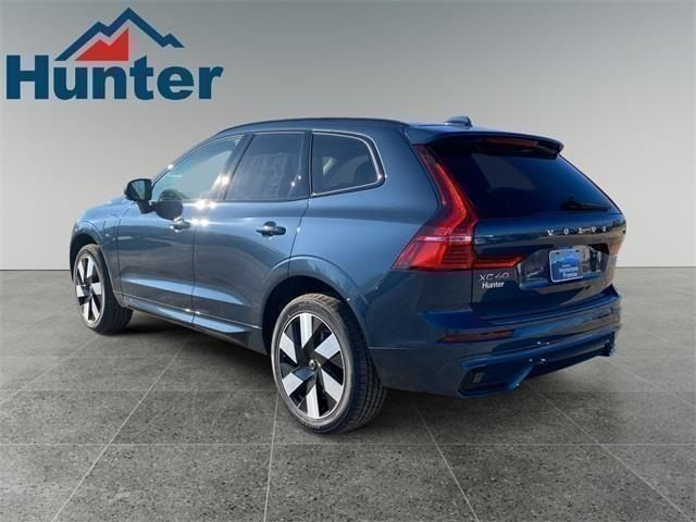 2025 Volvo XC60 Plug-In Hybrid Plus