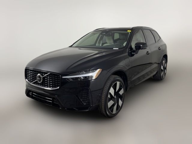 2025 Volvo XC60 Plug-In Hybrid Plus