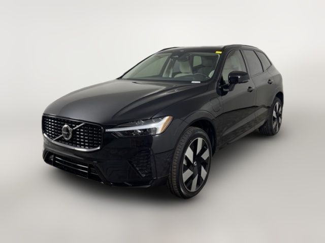 2025 Volvo XC60 Plug-In Hybrid Plus