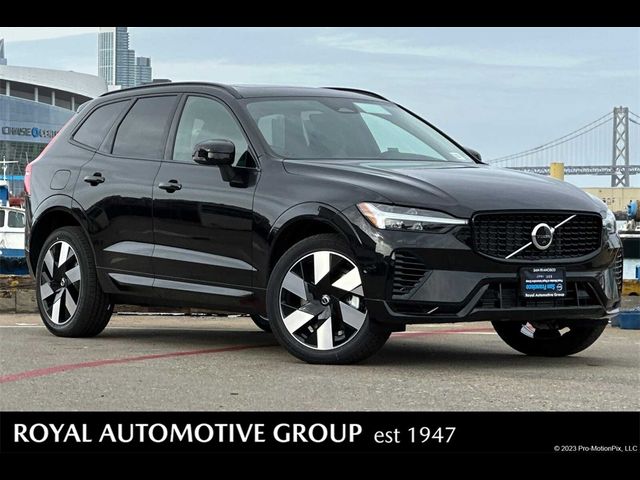 2025 Volvo XC60 Plug-In Hybrid Plus