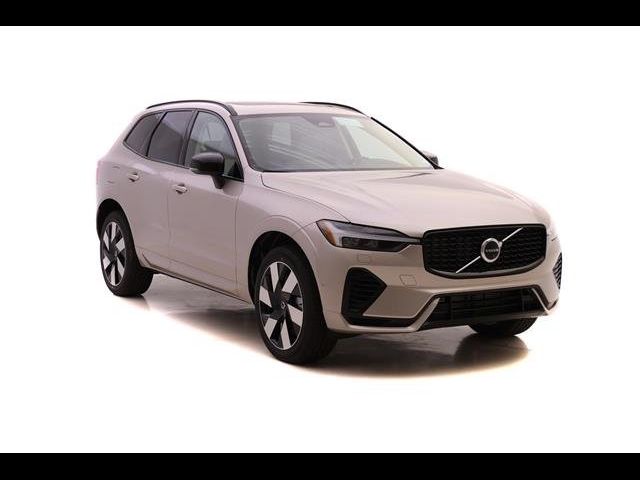 2025 Volvo XC60 Plug-In Hybrid Plus