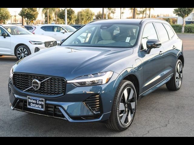 2025 Volvo XC60 Plug-In Hybrid Plus