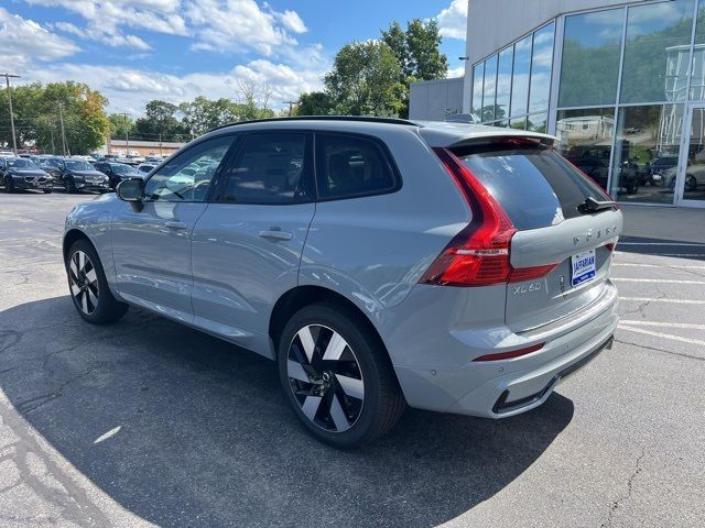 2025 Volvo XC60 Plug-In Hybrid Plus