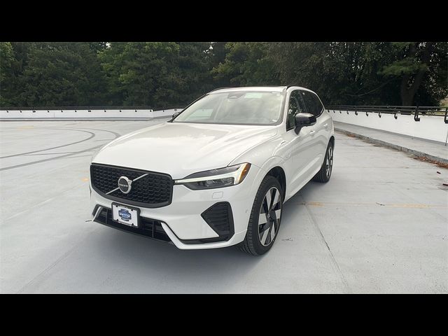 2025 Volvo XC60 Plug-In Hybrid Plus