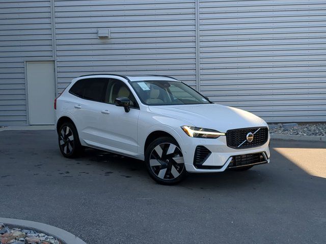 2025 Volvo XC60 Plug-In Hybrid Plus