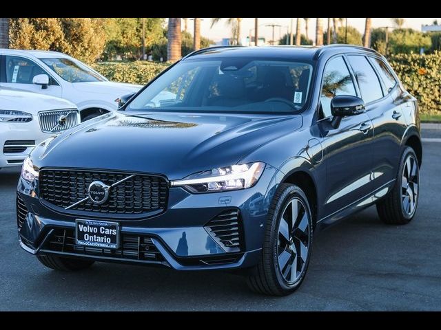 2025 Volvo XC60 Plug-In Hybrid Plus