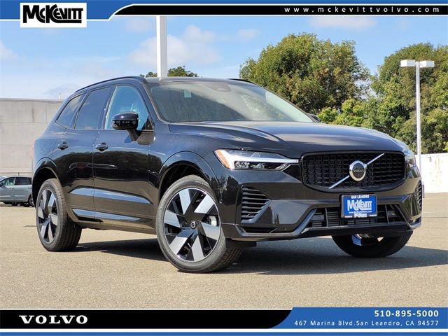 2025 Volvo XC60 Plug-In Hybrid Plus