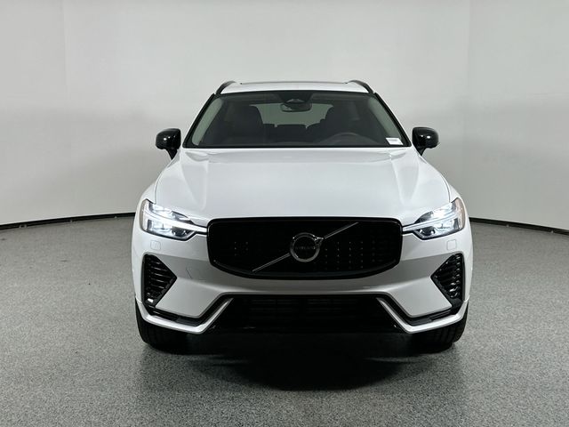 2025 Volvo XC60 Plug-In Hybrid Plus