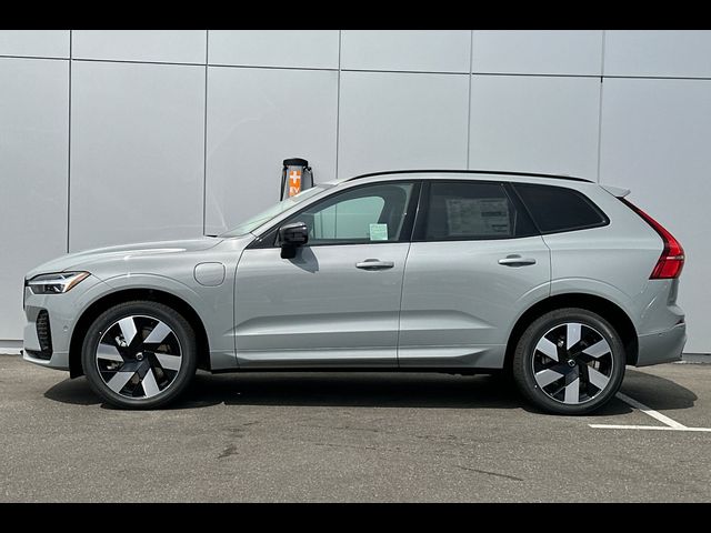 2025 Volvo XC60 Plug-In Hybrid Plus