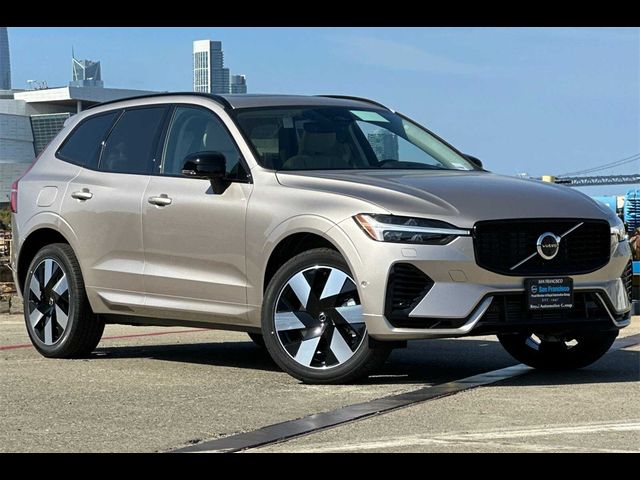 2025 Volvo XC60 Plug-In Hybrid Plus