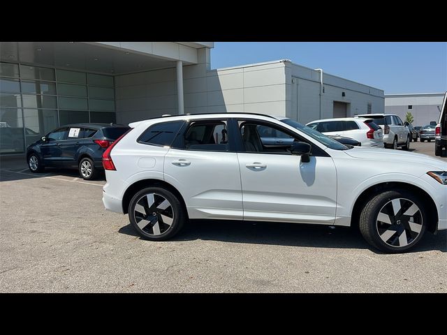 2025 Volvo XC60 Plug-In Hybrid Plus