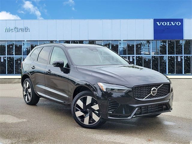 2025 Volvo XC60 Plug-In Hybrid Plus