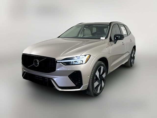 2025 Volvo XC60 Plug-In Hybrid Plus