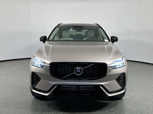 2025 Volvo XC60 Plug-In Hybrid Plus