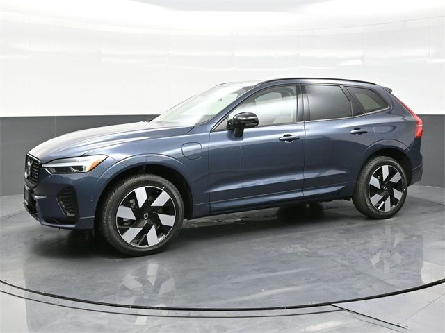 2025 Volvo XC60 Plug-In Hybrid Plus