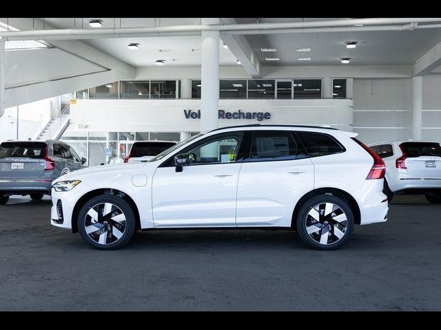 2025 Volvo XC60 Plug-In Hybrid Plus