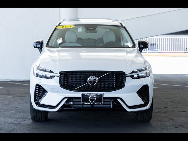 2025 Volvo XC60 Plug-In Hybrid Plus