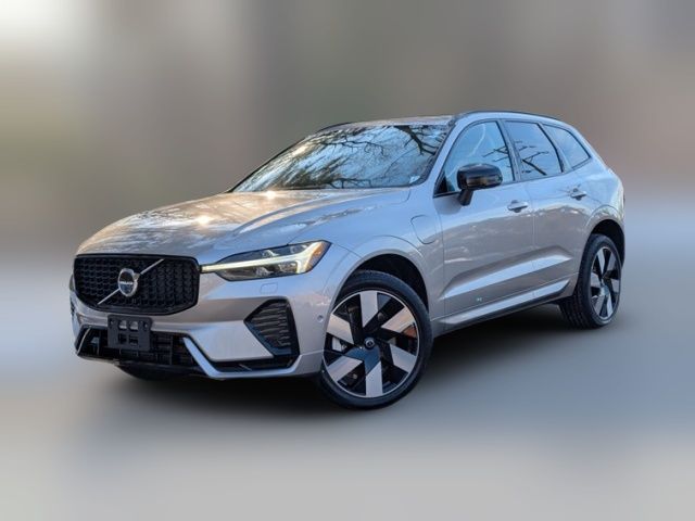 2025 Volvo XC60 Plug-In Hybrid Plus