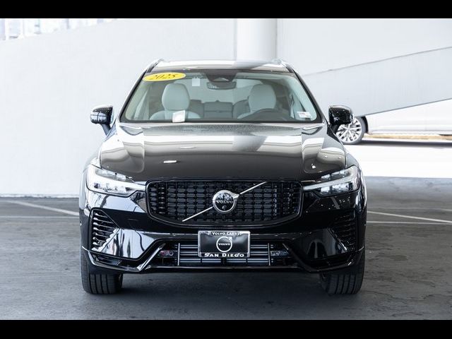 2025 Volvo XC60 Plug-In Hybrid Plus