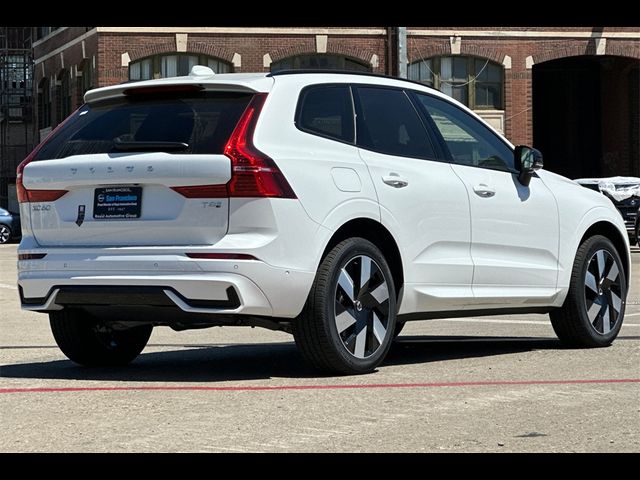 2025 Volvo XC60 Plug-In Hybrid Plus