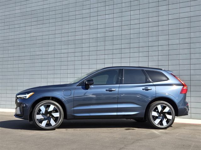 2025 Volvo XC60 Plug-In Hybrid Plus