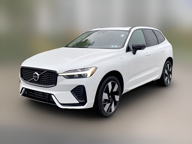 2025 Volvo XC60 Plug-In Hybrid Plus