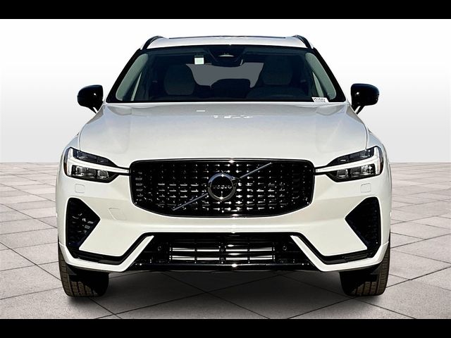 2025 Volvo XC60 Plug-In Hybrid Plus