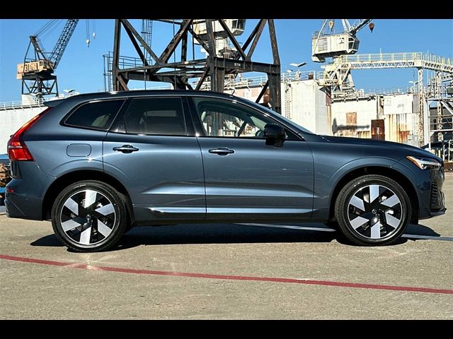 2025 Volvo XC60 Plug-In Hybrid Plus