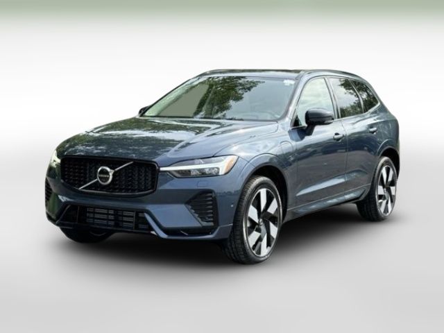 2025 Volvo XC60 Plug-In Hybrid Plus