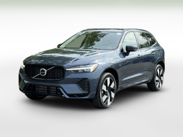 2025 Volvo XC60 Plug-In Hybrid Plus