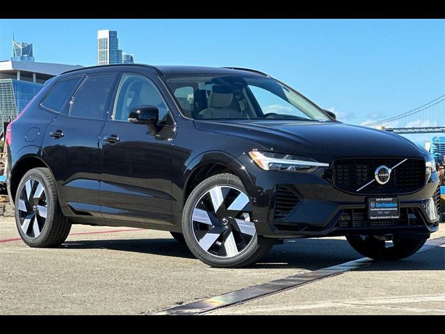 2025 Volvo XC60 Plug-In Hybrid Plus