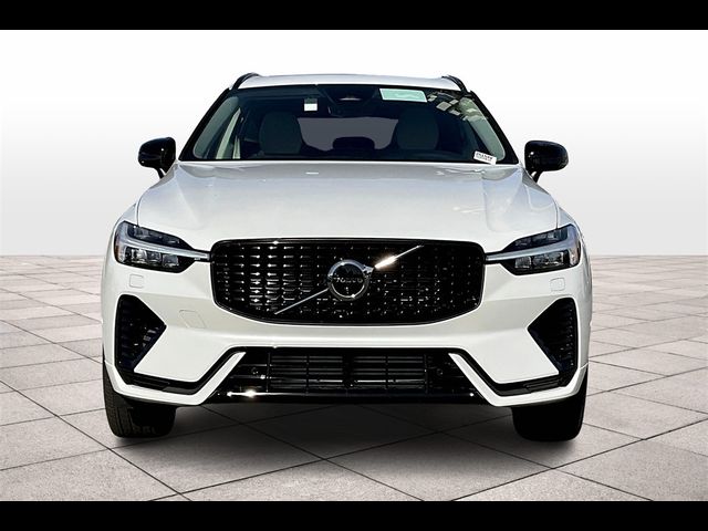 2025 Volvo XC60 Plug-In Hybrid Plus