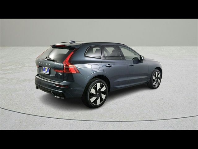 2025 Volvo XC60 Plug-In Hybrid Plus