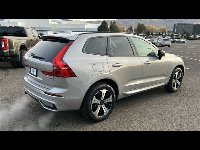 2025 Volvo XC60 Plug-In Hybrid Plus