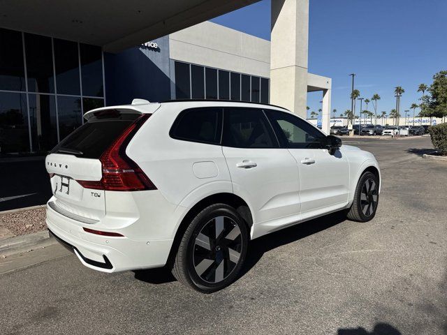 2025 Volvo XC60 Plug-In Hybrid Plus