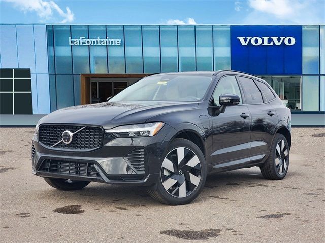 2025 Volvo XC60 Plug-In Hybrid Plus