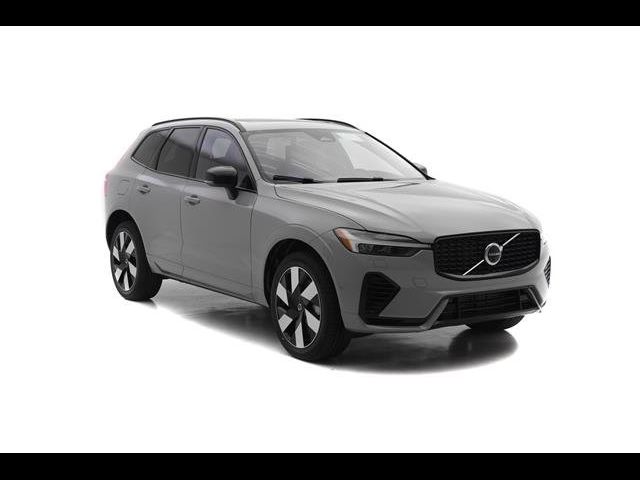 2025 Volvo XC60 Plug-In Hybrid Plus