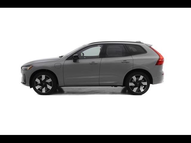 2025 Volvo XC60 Plug-In Hybrid Plus