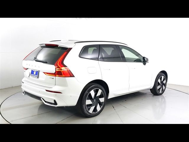 2025 Volvo XC60 Plug-In Hybrid Plus