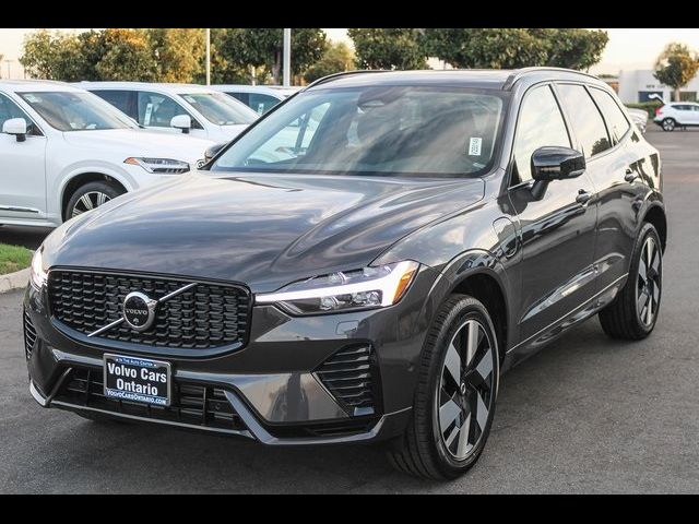 2025 Volvo XC60 Plug-In Hybrid Plus