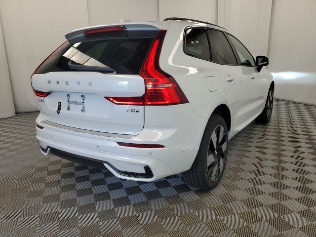 2025 Volvo XC60 Plug-In Hybrid Plus