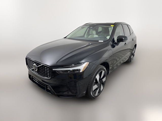 2025 Volvo XC60 Plug-In Hybrid Plus