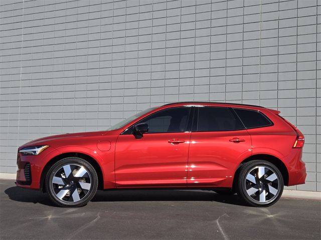 2025 Volvo XC60 Plug-In Hybrid Plus