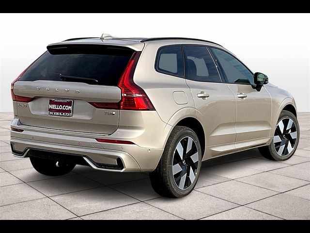 2025 Volvo XC60 Plug-In Hybrid Plus